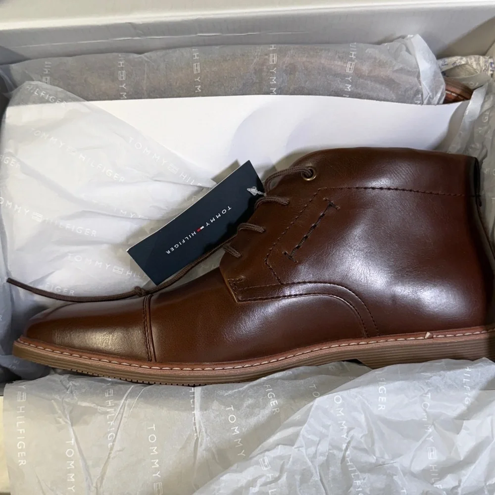 Tommy Hilfiger Men's Rawstin Cap Toe Chukka Boots - Size 10M